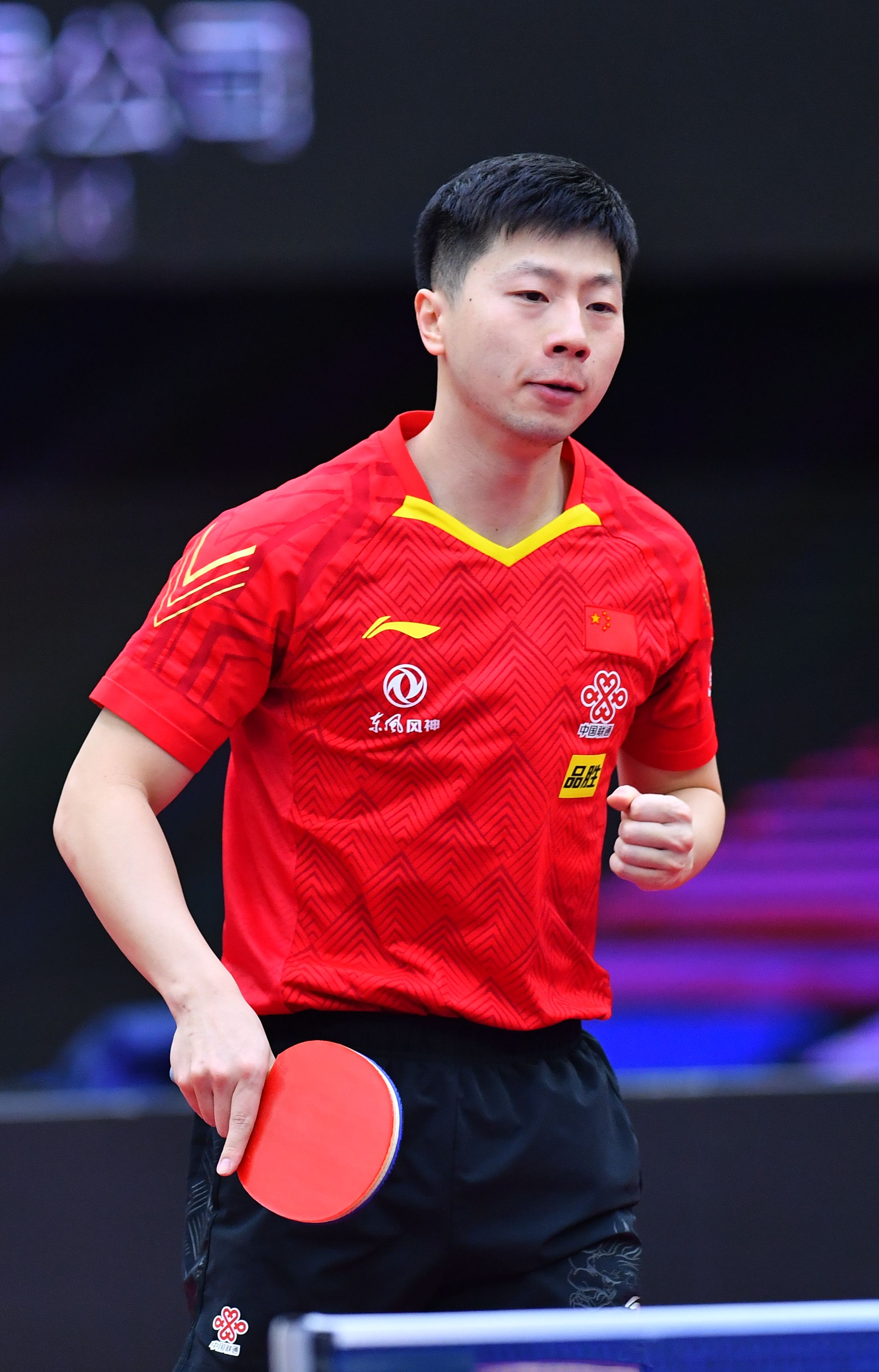 他在球场上 他在球场上