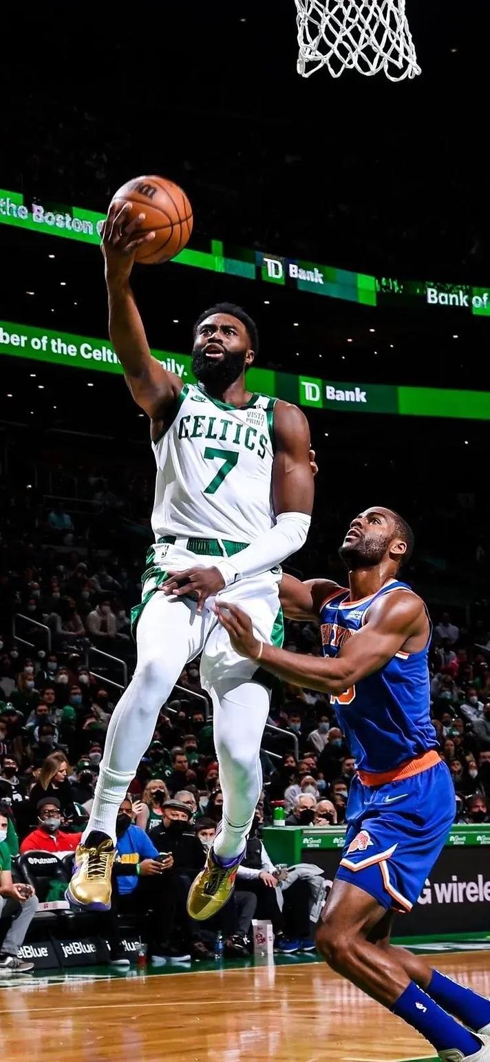 进攻线很快 进攻线很快