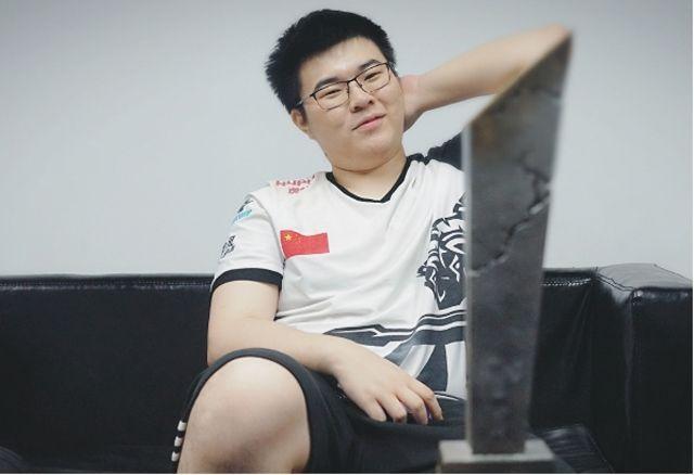 发球端以短 发球端以短